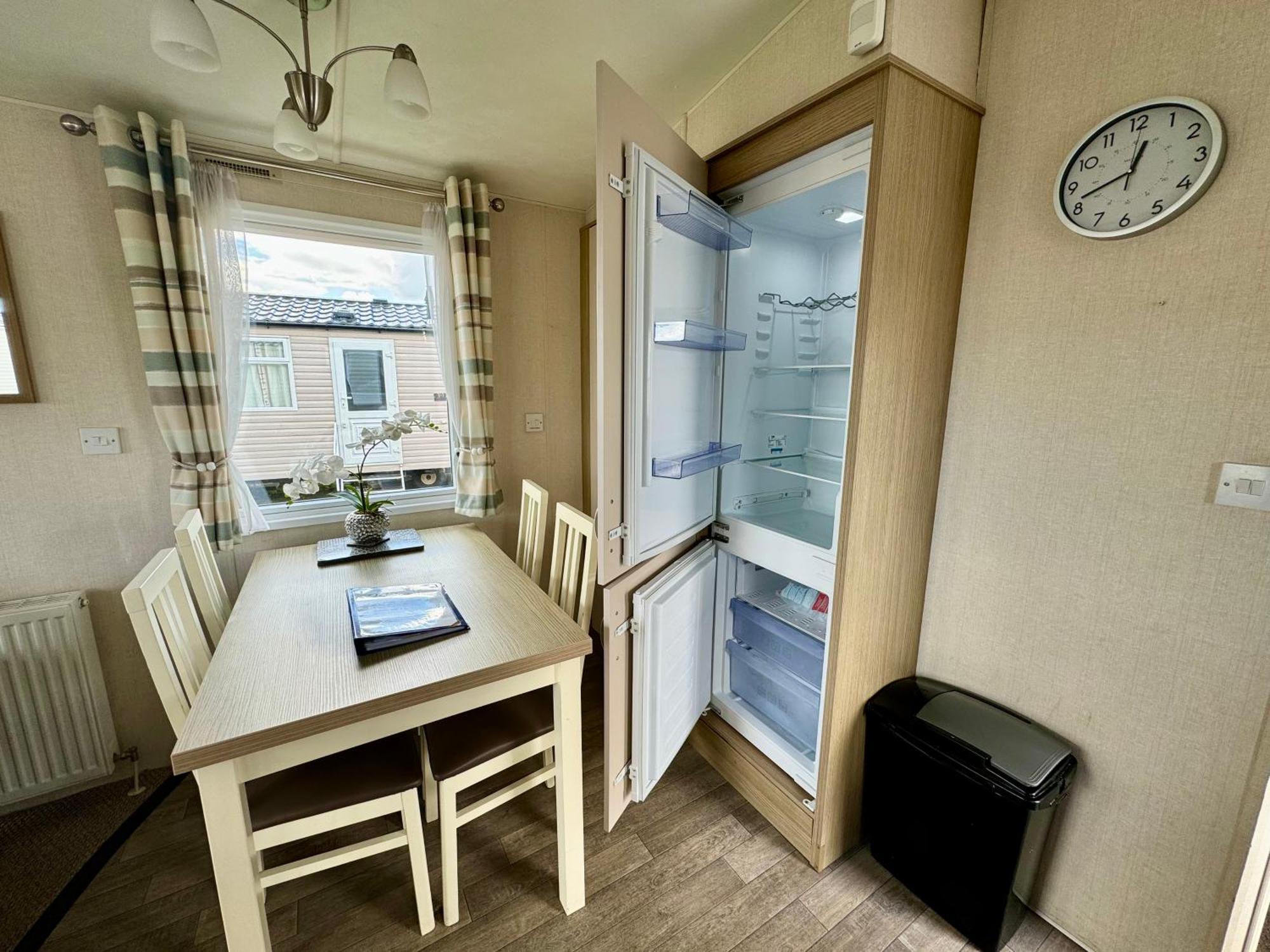 New Sea View Platinum Caravan With Huge Decking Нюкасъл ъпон Тайн Екстериор снимка